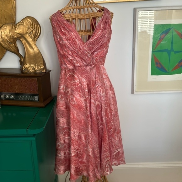 Carmen Marc Valvo collection pink and white dress - Picture 1 of 9